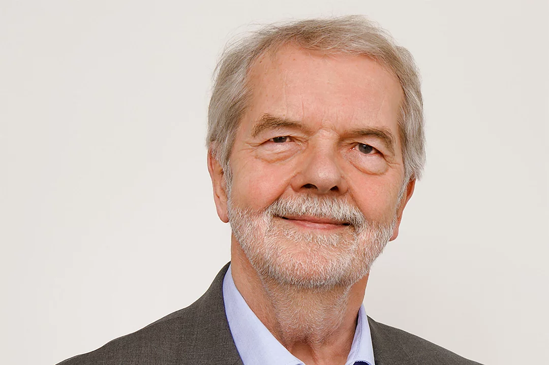 Prof. Dr. Peter Hennicke