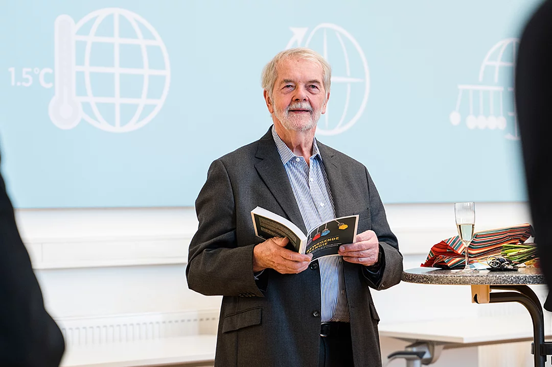 Überreichung der Festschrift