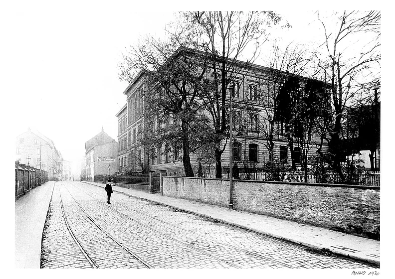 Dürer-Haus 1930 seitlich Dürer-Haus 1930 seitlich