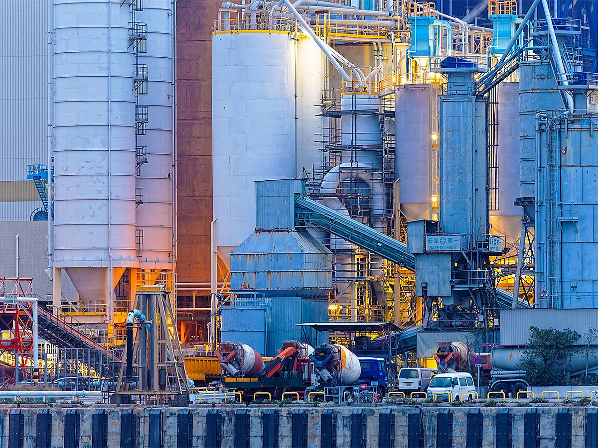 Pathways to Climate Neutrality Pathways to Decarbonisation