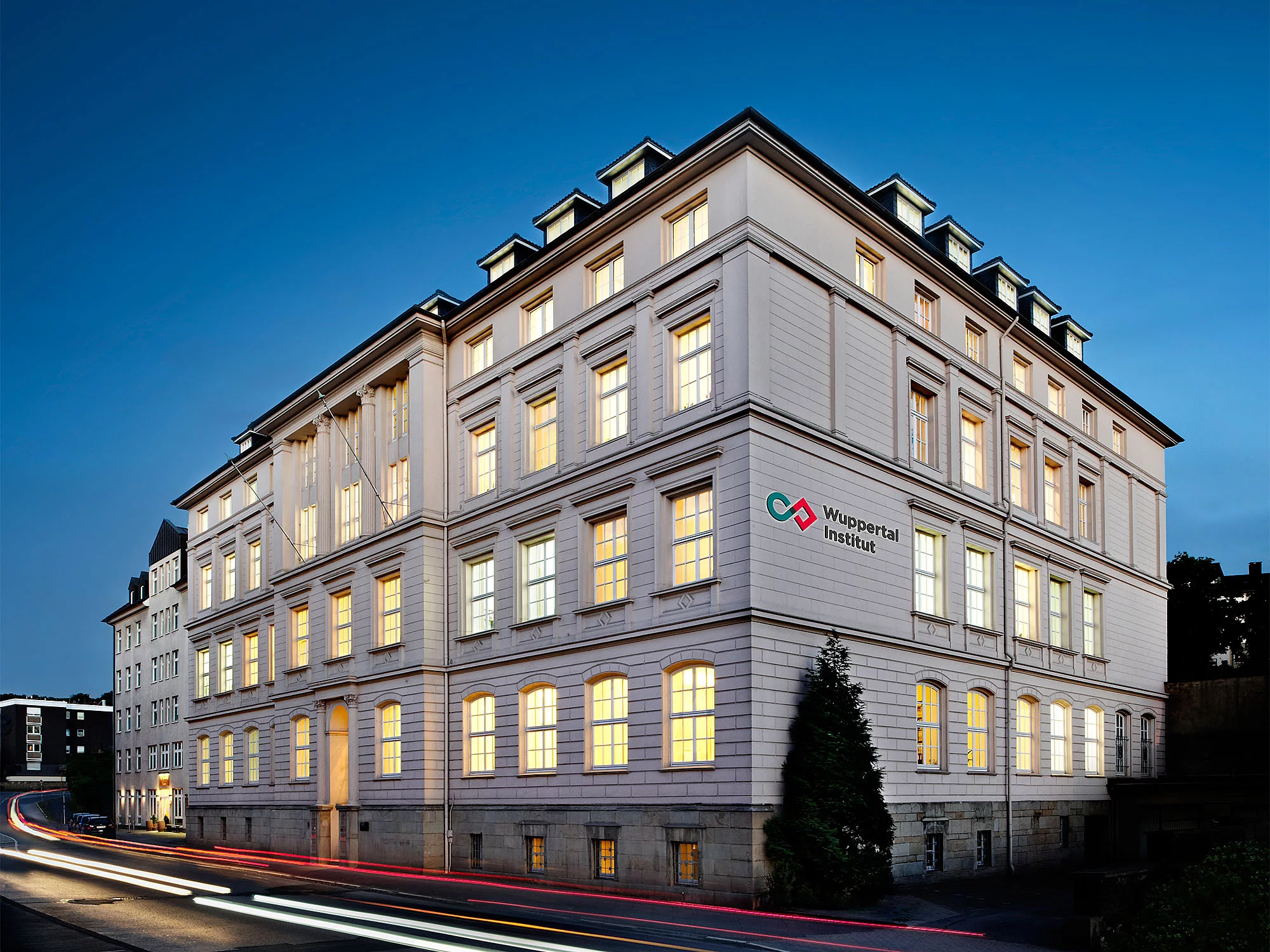 Front D&uuml;rer-Haus